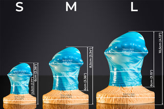 Pepper The Equine-Plug size guide comparing S, M and L sizes with blue ocean marbling, tan equine base and clear measurement lines